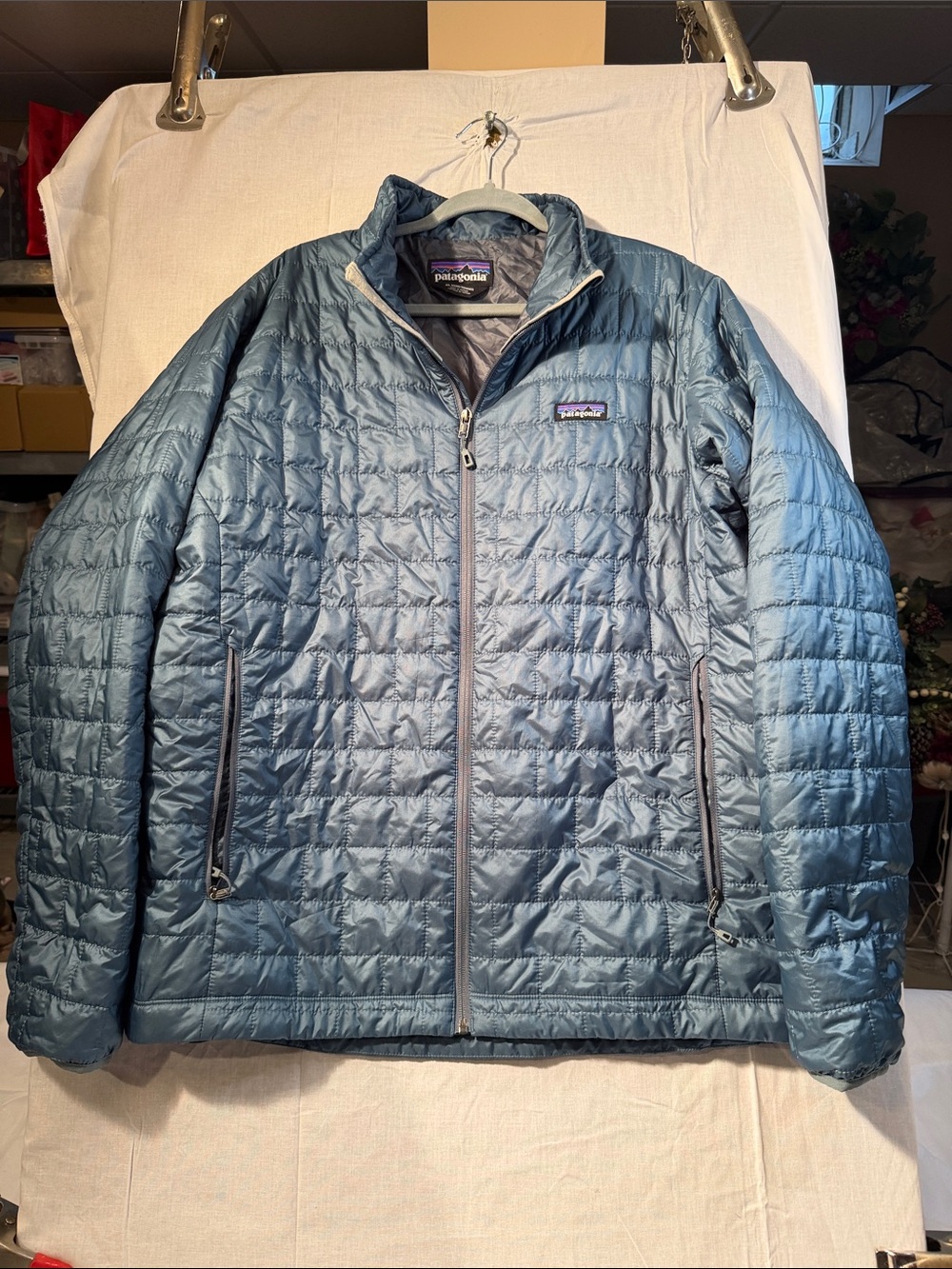 Patagonia Men's Steel Blue Quilted Puffer Jacket